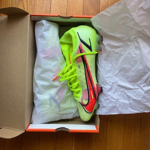 Nike Mercurial Superfly 8 Elite - Picture 2 of 8
